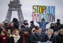 法国数万人上街抗议移民法