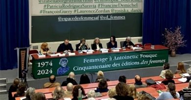 纪念法国女性解放运动领导人安托瓦内特·福克逝世十周年