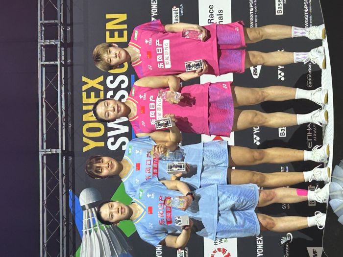 中国羽毛球队女双李怡婧、王漪朵、贾一凡、张殊贤（从左至右） （周杰 摄）