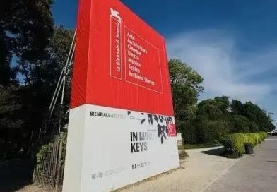 在对话与失语之间：威尼斯双年展语境中的中国馆困境与当代艺术方法论反思